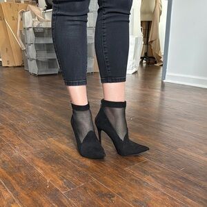 Black Stiletto Heels with Pointed Toe